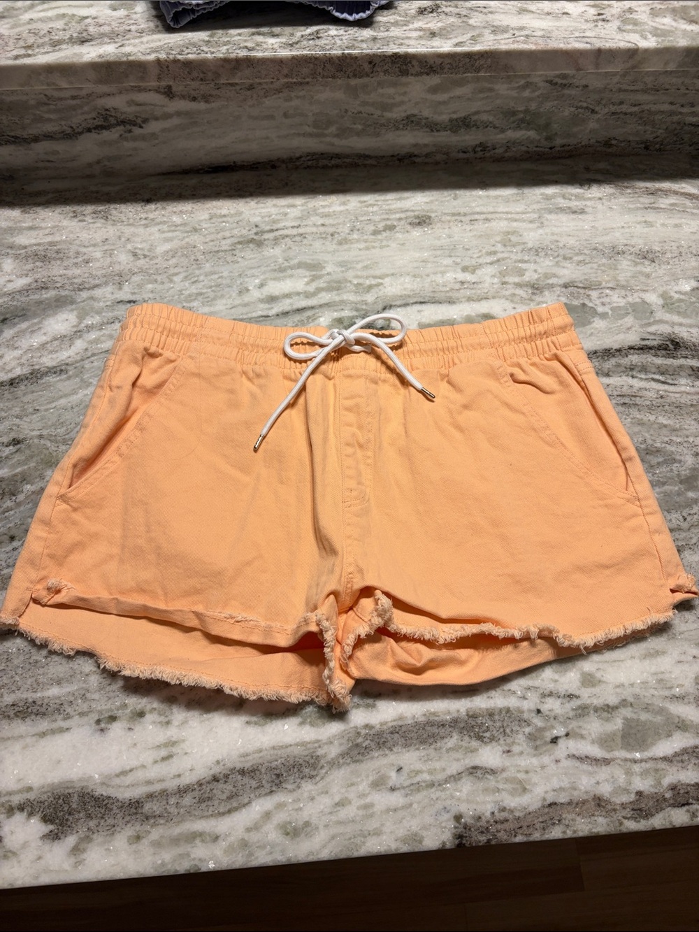 Celebrity Pink Orange Shorts Size XXL